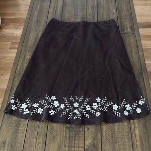Lafayette 148 New York 100% Linen Skirt with Shell decor size 12 Petite